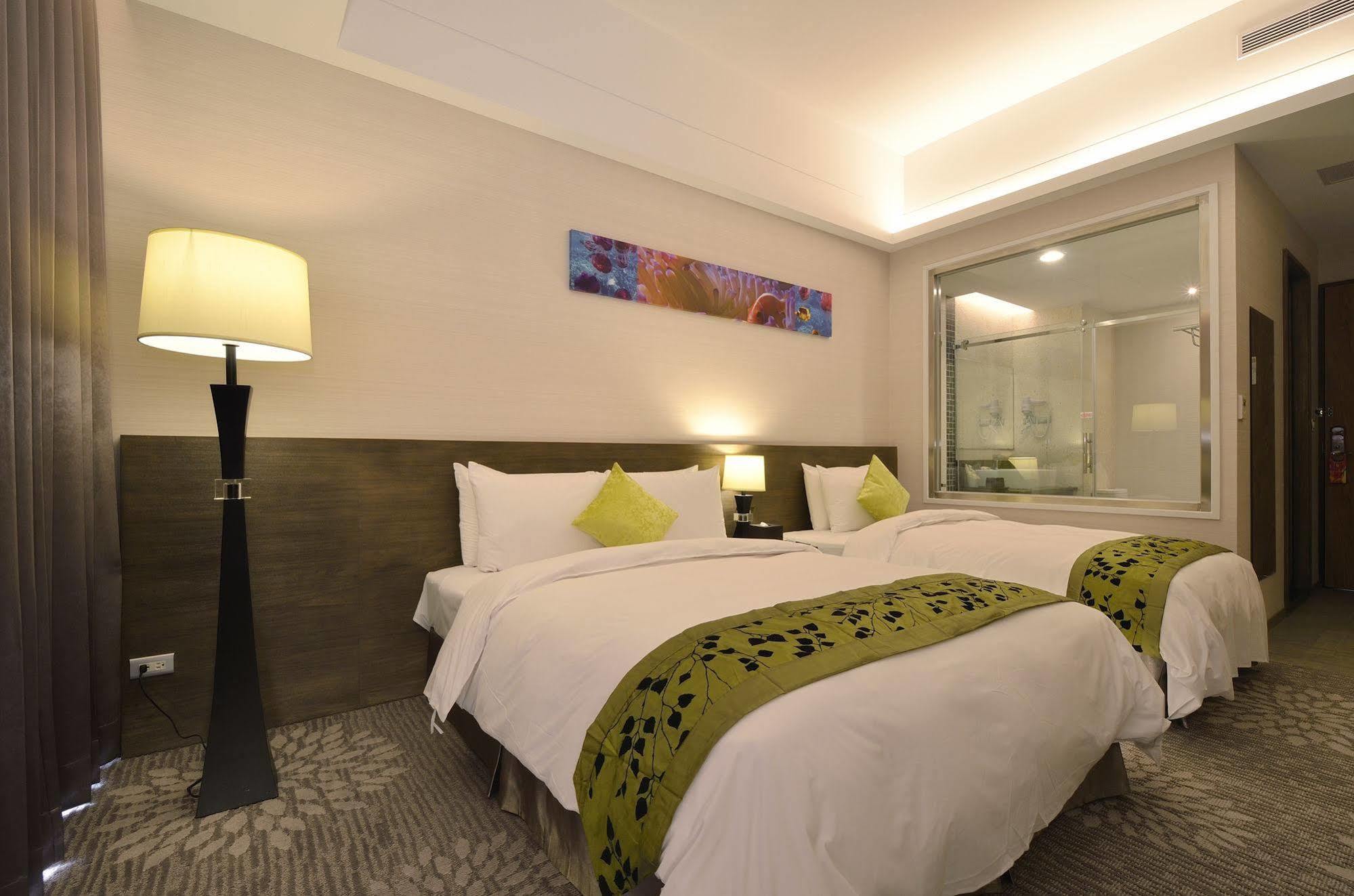 Hoya Hotel T'ai-tung Esterno foto